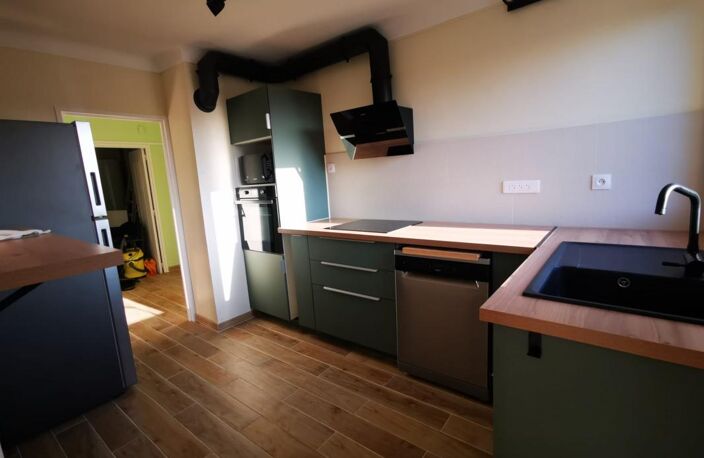 Appartement À Louer de type 3 — photo 4