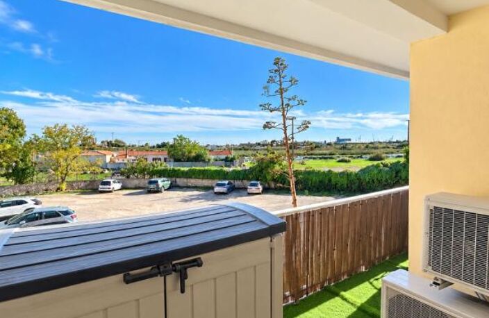Appartement À Vendre - Superbe T5 avec balcon - Parfait état — photo 3