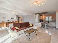 Maison de 3 Appartements avec piscine et garage — photo 4