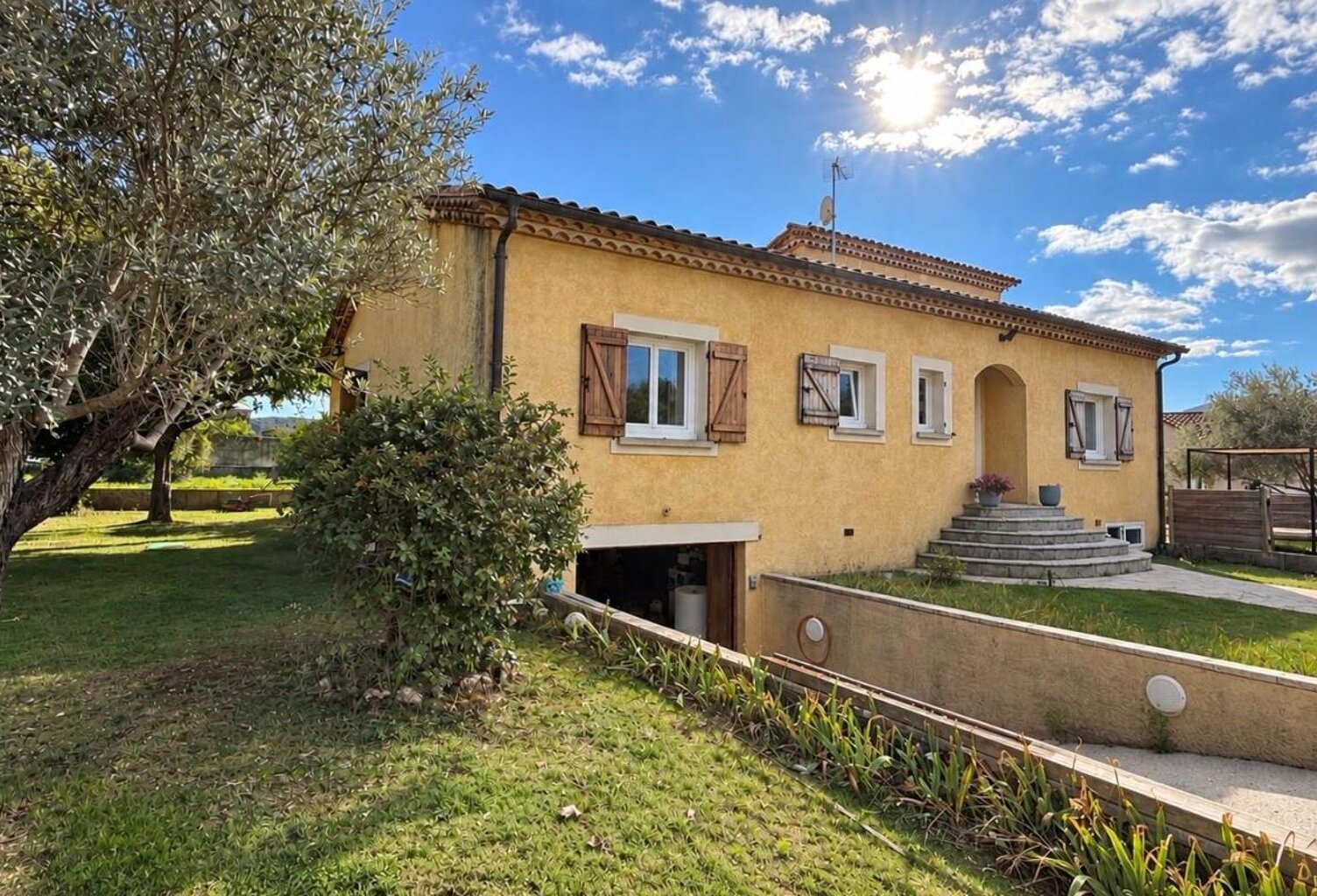 Maison À Vendre — photo 1