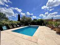 Maison familiale avec piscine et garage — photo 3
