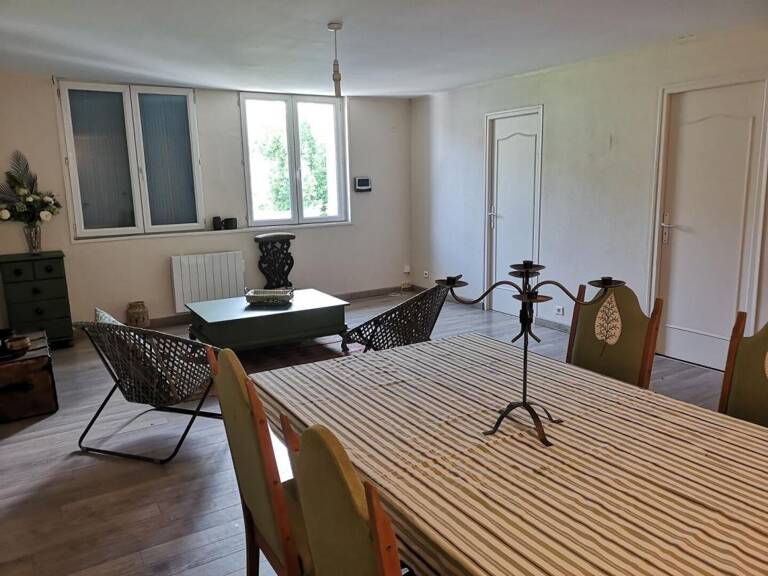 Appartement À Louer — photo 1