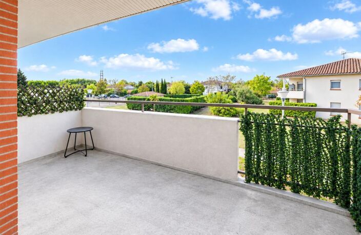 T2 baigné de lumière au calme avec terrasse Sud-Ouest — photo 5