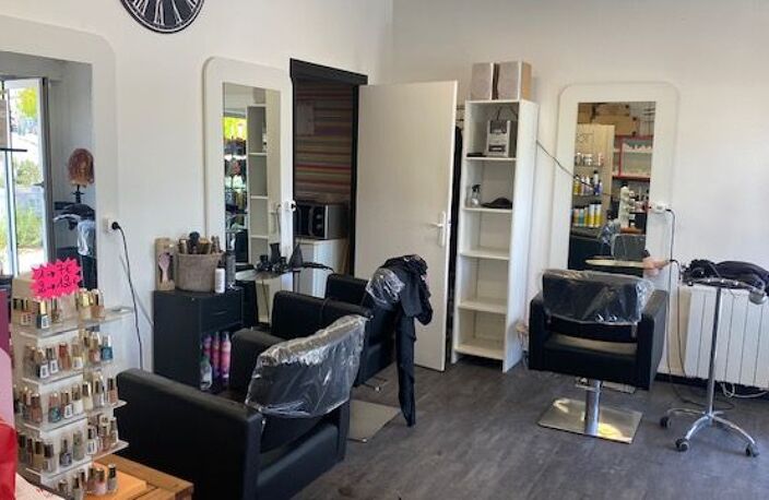 Bien Commercial À Vendre — photo 2