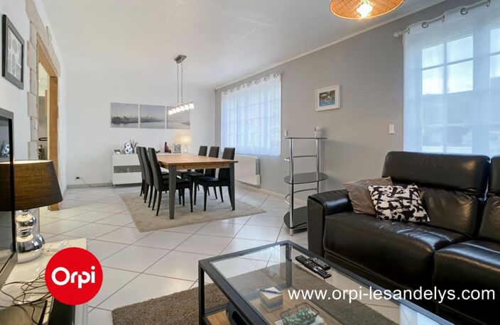 Maison de Plain-Pied en Parfait État avec Sous-Sol Total — photo 4