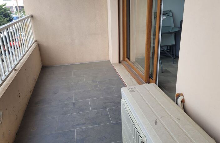 Appartement de 59m2 à louer sur Saint-Mandrier-sur-Mer — photo 2
