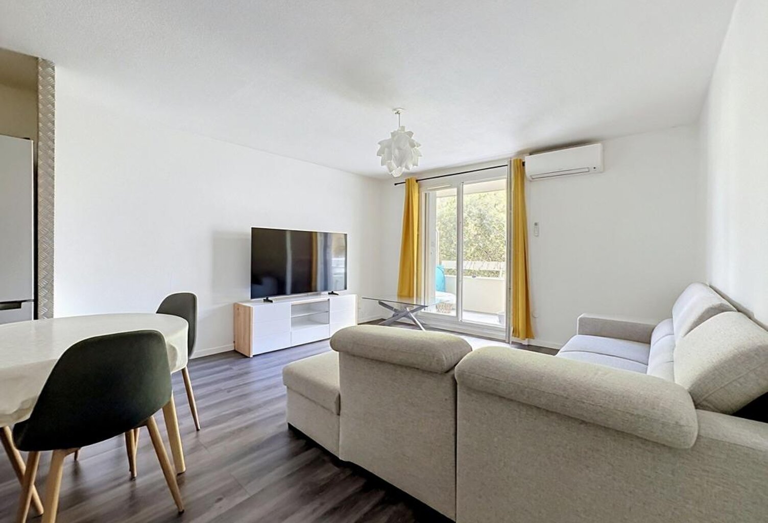TOULOUSE, Appartement T3 de 53m² + parking, salle de sport et piscine — photo 1