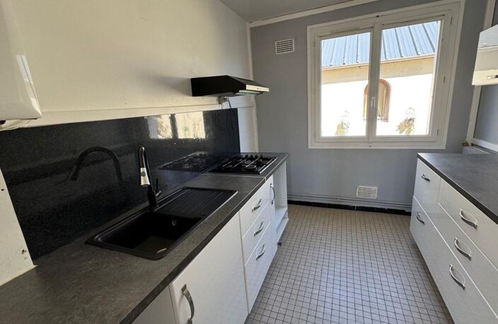 Appartement de type F3 avec balcon exposé Sud — photo 2