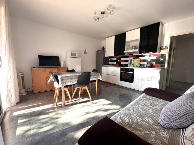 Appartement T2/3 traversant à vendre Les Lecques (Saint-Cyr-sur-Mer) Terrasse À 8 min à pied de la plage — photo 1