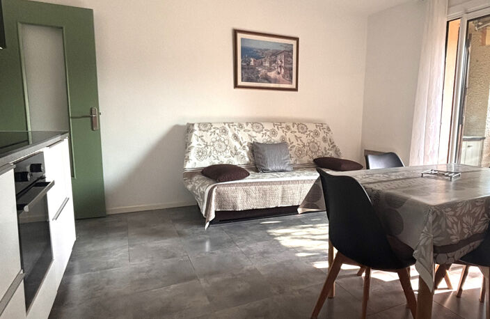 Appartement T2/3 traversant à vendre Les Lecques (Saint-Cyr-sur-Mer) Terrasse À 8 min à pied de la plage — photo 3