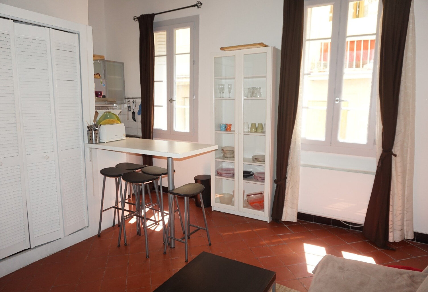 1 PIECE 20.29 M2 STUDIO - AIX RUE VAN LOO — photo 1