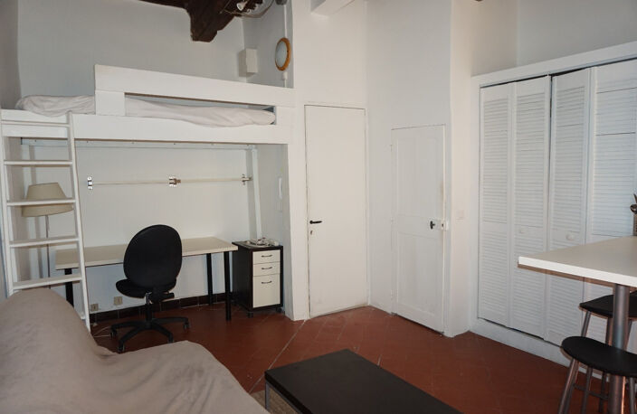1 PIECE 20.29 M2 STUDIO - AIX RUE VAN LOO — photo 2