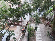 Maison en pierre rénové avec Jardin, terrasses, T2 indépenda — photo 3