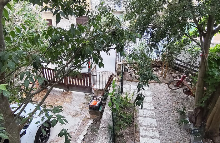 Maison en pierre rénové avec Jardin, terrasses, T2 indépenda — photo 3