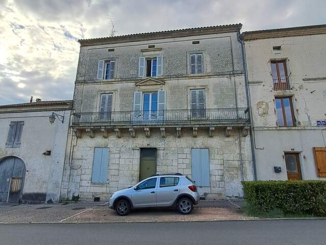 Grande maison de caractère à rénover – 185 m² – Mareuil en Périgord (24340) — photo du bien