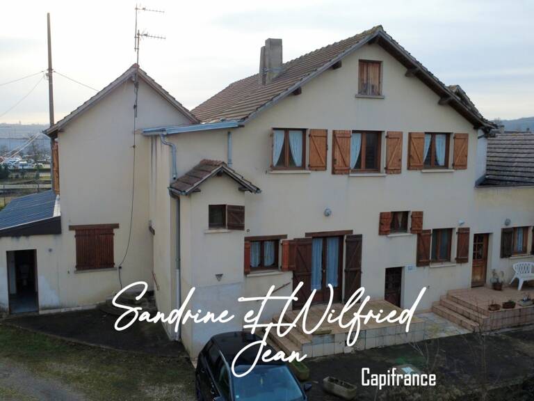 LE VAL D'HAZEY (27) – AUBEVOYE - IMMEUBLE DE RAPPORT – 5 LOGEMENTS, 4 GARAGES – FORT POTENTIEL — photo 1