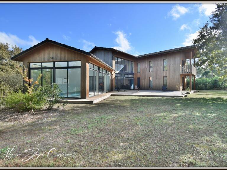 Villa contemporaine à vendre 6 pièces Mimizan(40) de 198 m² quartier paisible — photo 1