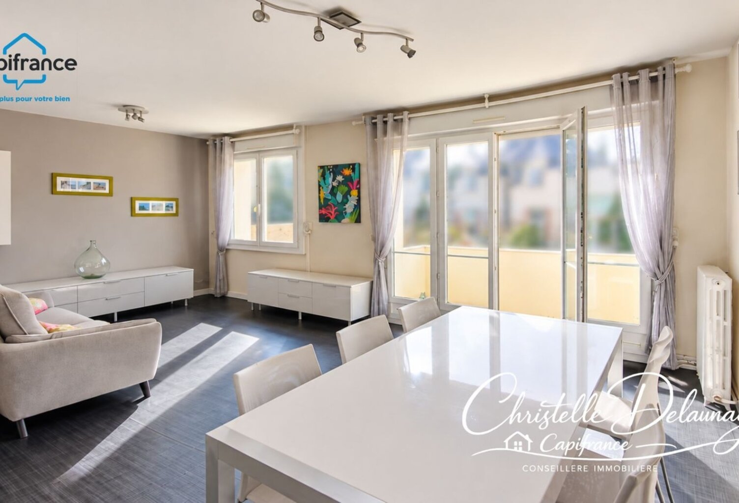 Appartement lumineux de 66 m² en hyper-centre de Laval – Le confort d’un quotidien privilégié ! — photo 1