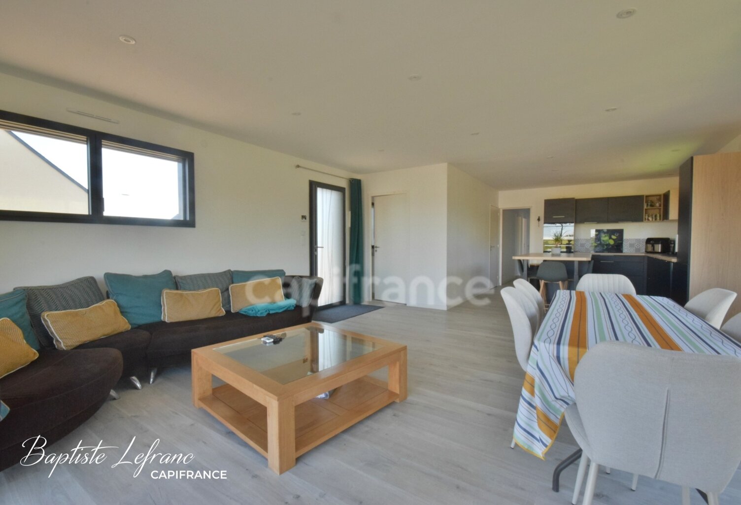 Maison de 2025 - Plain pied - 116 m² - 5 chambres à BEAUFORT EN ANJOU — photo 1