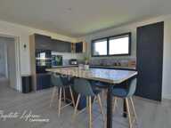 Maison de 2025 - Plain pied - 116 m² - 5 chambres à BEAUFORT EN ANJOU — photo 4