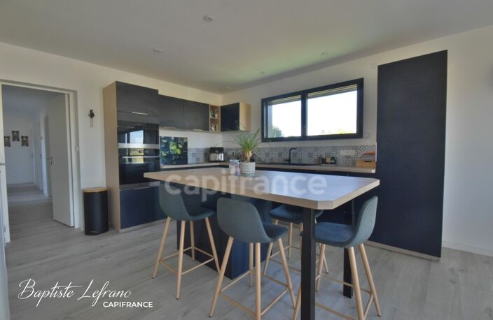 Maison de 2025 - Plain pied - 116 m² - 5 chambres à BEAUFORT EN ANJOU — photo 4