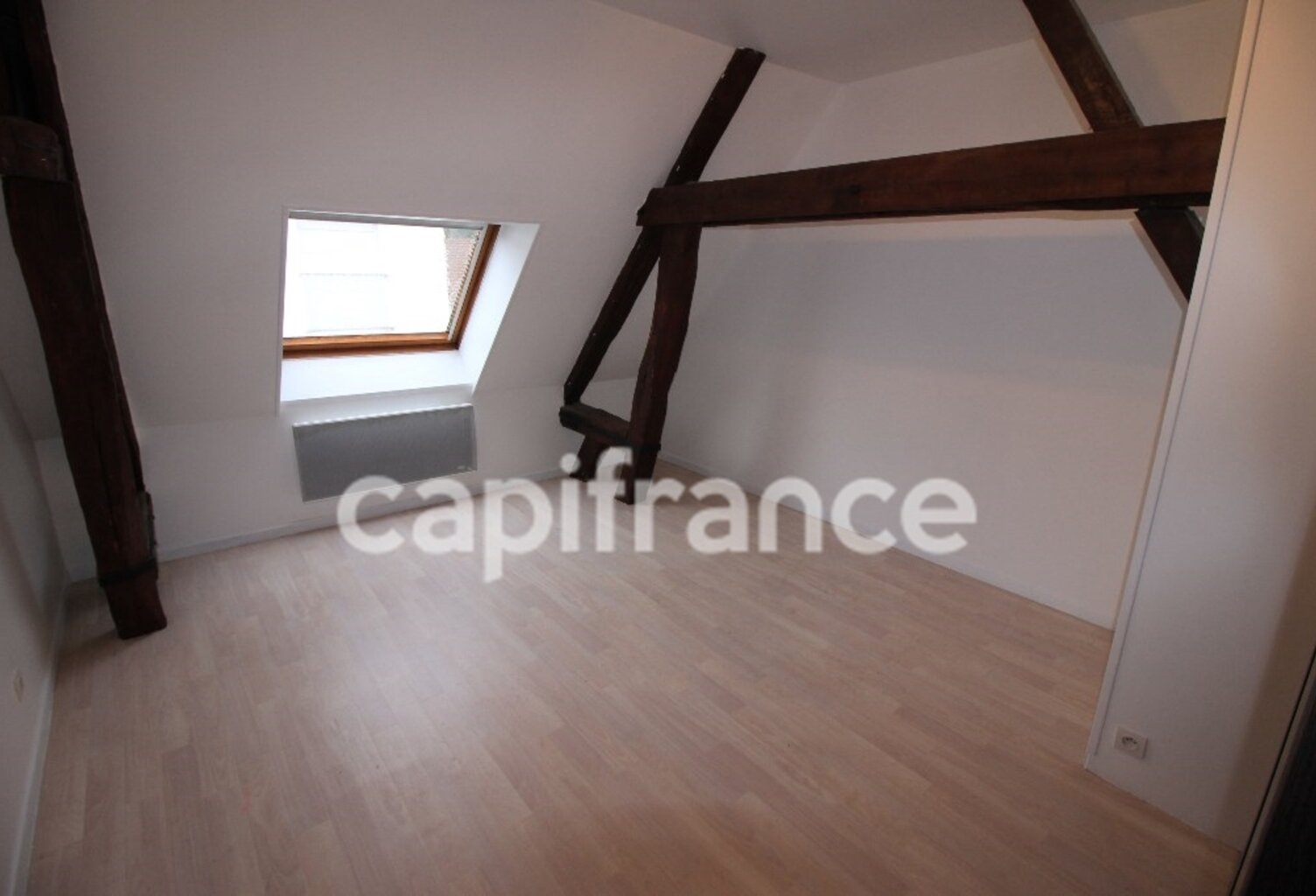 Dpt Marne (51), à vendre AY appartement T3 — photo 1