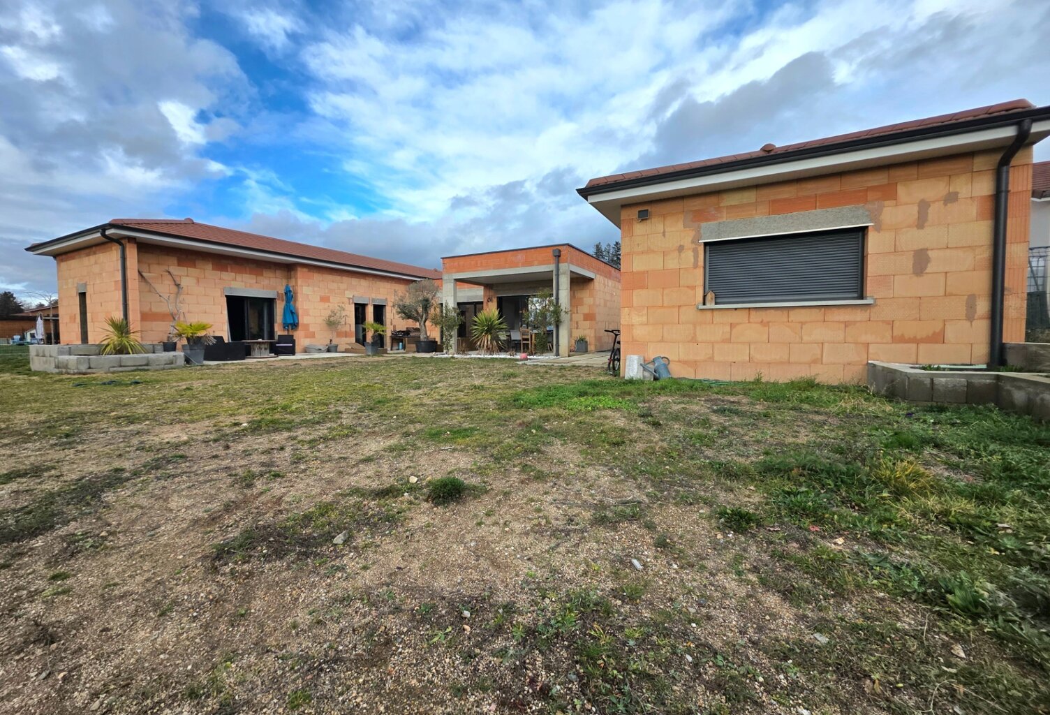 SALVIZINET, Maison plain-pied de 167 m² avec 991 m² de terrain — photo 1