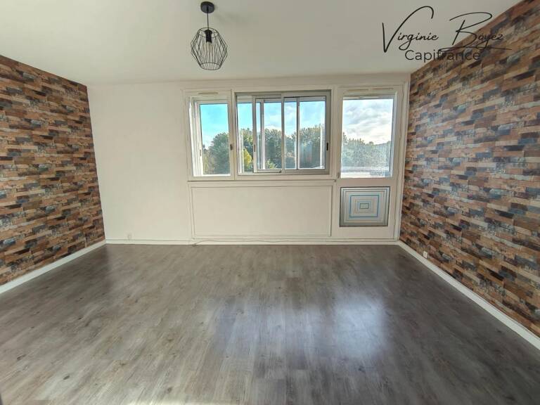 À VENDRE – St Omer - Appartement T3 lumineux de 63,5 m² — photo 1