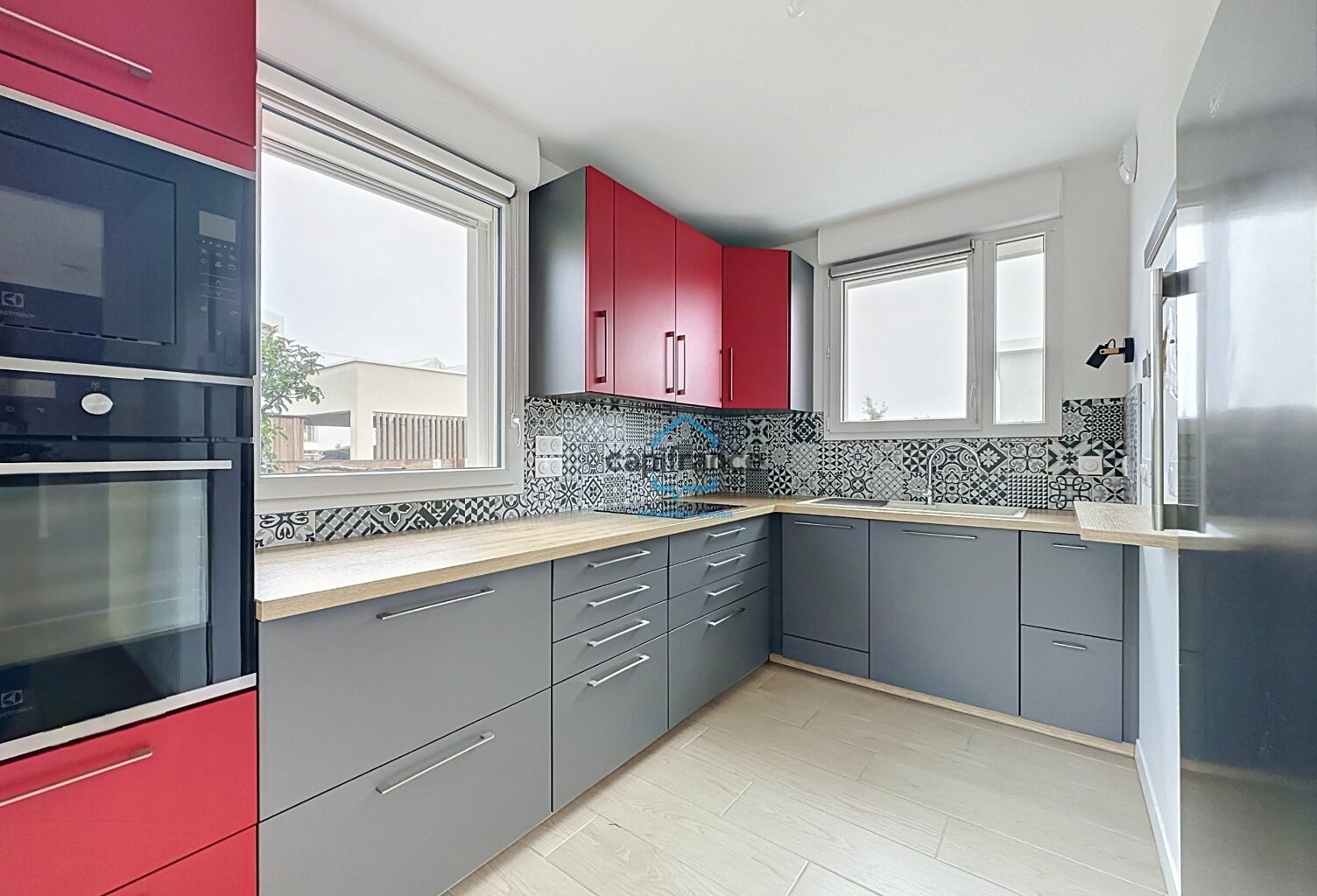 À vendre à La Rochelle, Maison récente de 88m² avec 3 chambres, jardin et double garage — photo 1
