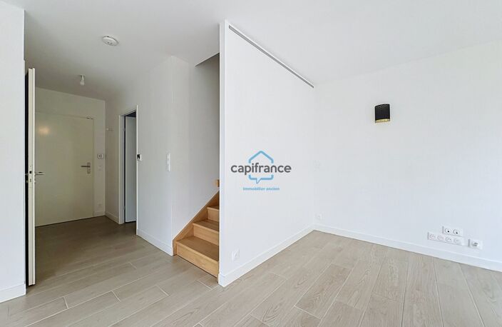 À vendre à La Rochelle, Maison récente de 88m² avec 3 chambres, jardin et double garage — photo 4