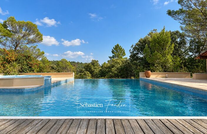 Propriété à vendre 6 pièces à BRAS (83) - grand calme - sans vis-à-vis - terrain de 2,7 ha - 5 000 m² clôturés - piscine à débordement chauffée - 248 m² - vue dégagée - nature — photo 3