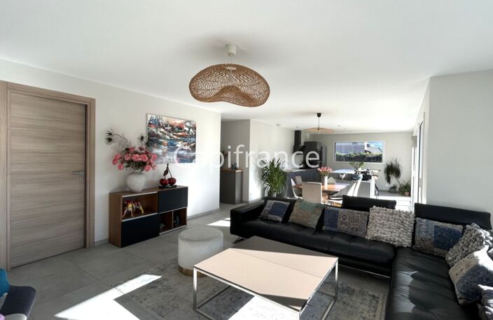 VILLA CONTEMPORAINE NEUVE DE 184 M² – SECTEUR ANNECY SÉVRIER (74) — photo 5