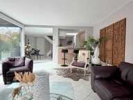 Maison semi-plain-pied de 107 m² avec vue sur le lac du château – Charme, confort et élégance contemporaine — photo 4