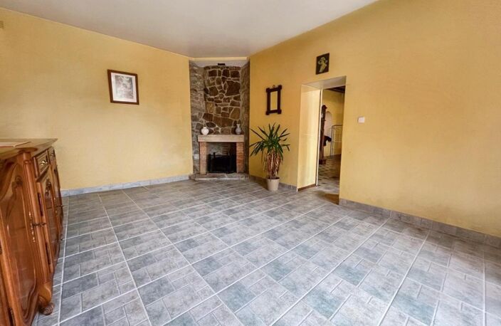 Maison à vendre 5 pièces  (49) avec de nombreuses dépendances habitables — photo 2