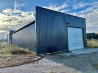 à vendre MONTREJEAU (31), Entrepôt et Bureaux de 250m2 Terrain 5900m2, Entrée Autoroute — photo 3