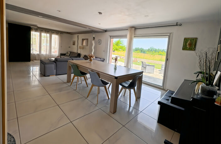 Villa Contemporaine 253 m² – Piscine Intérieure Chauffée, DPE A & Parc 1 510 m² à 12 min de Nérac, 1h30 de Bordeaux et Toulouse — photo 4