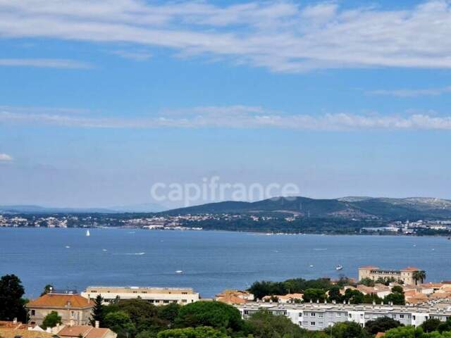 À vendre à Sète – T3 de 53,20 m² avec vue panoramique sur la mer, le port et l’étang de Thau — photo du bien
