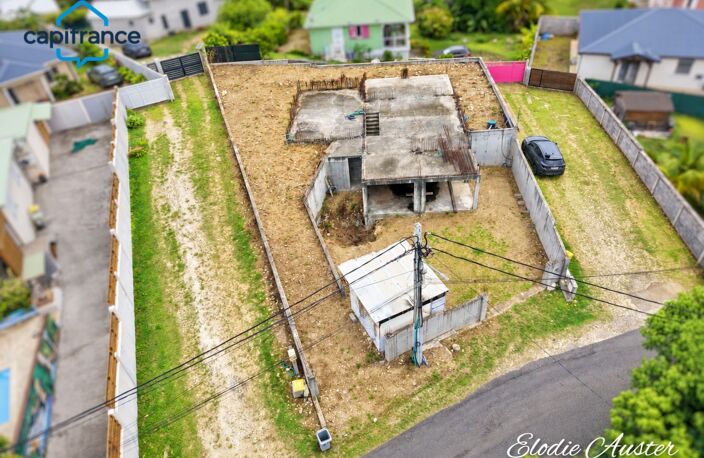 Villa T4 à achever dans un secteur prisé de St François — photo 3