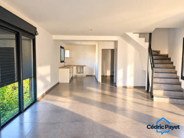Maison à vendre 4 pièces SAINT PIERRE (97410) — photo 1