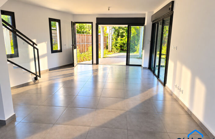 Maison à vendre 4 pièces SAINT PIERRE (97410) — photo 3