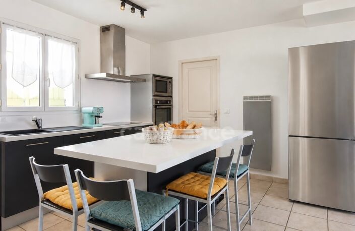 ROYAN CHATELARD – UNE MAISON AVEC JARDIN POUR INVESTIR — photo 5