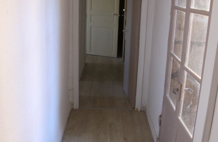 Immeuble à vendre COMMENTRY (03) — photo 5