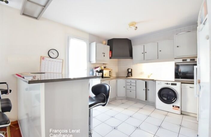 Appartement à vendre 5 pièces proche Mairie de THIAIS (94)– Appartement de 5 pièces avec une cave et une place de parking – 95,29 m2 loi Carrez - 350 000 € honoraires d’agence inclus — photo 5