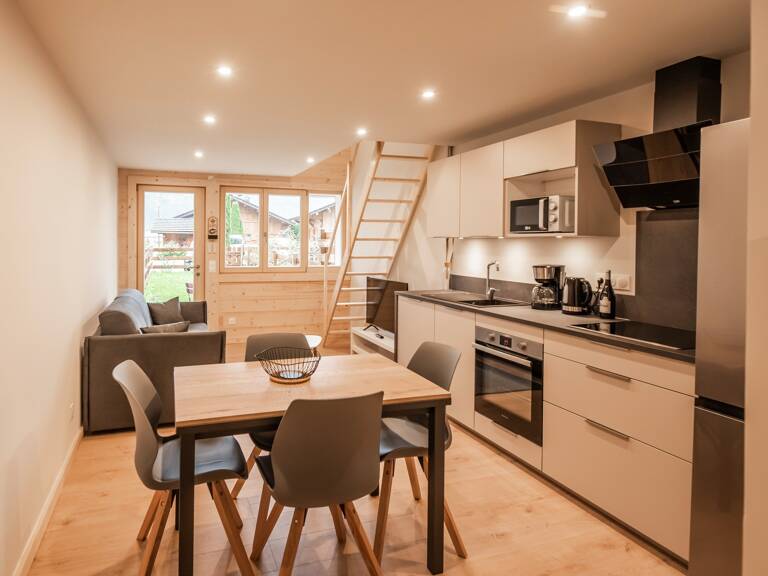 Haute Savoie (74), à vendre SAMOENS - Domaine skiable Grand Massif - Appartement T2 mezzanine 51 m² — photo 1