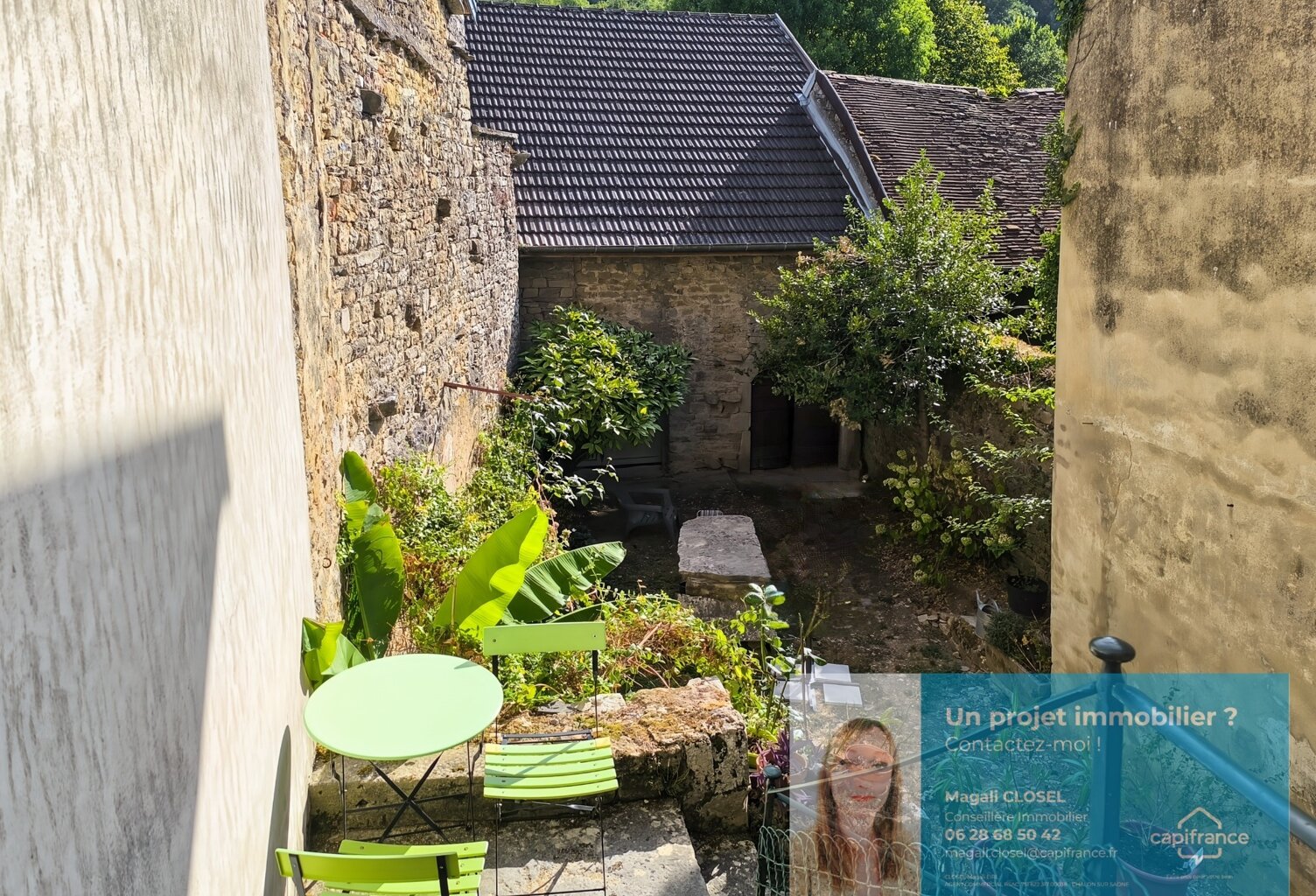 Ensemble immobilier rénové avec jardin, dépendances et potentiel – Centre de Conliège — photo 1