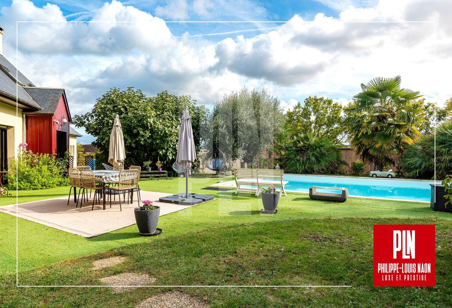 PROPRIÉTÉ AVEC PISCINE Â 5 MINUTES DE LA PLACE DE LA RÉPUBLIQUE — photo 1