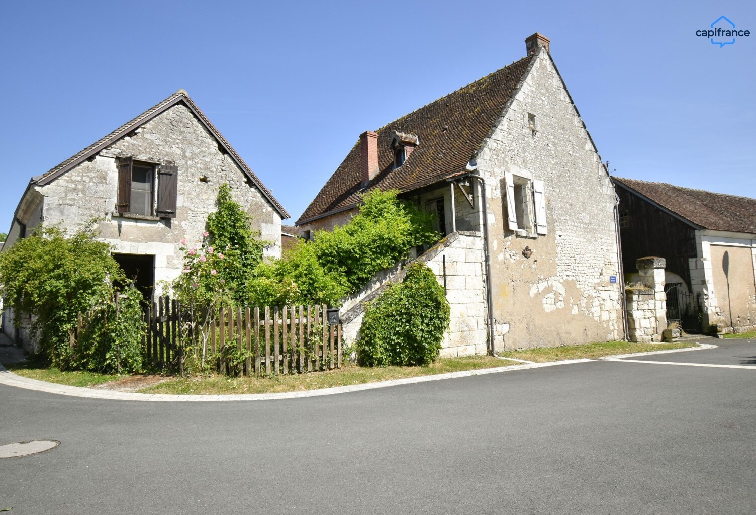 Maison à vendre 8 pièces LYE (36) — photo 1