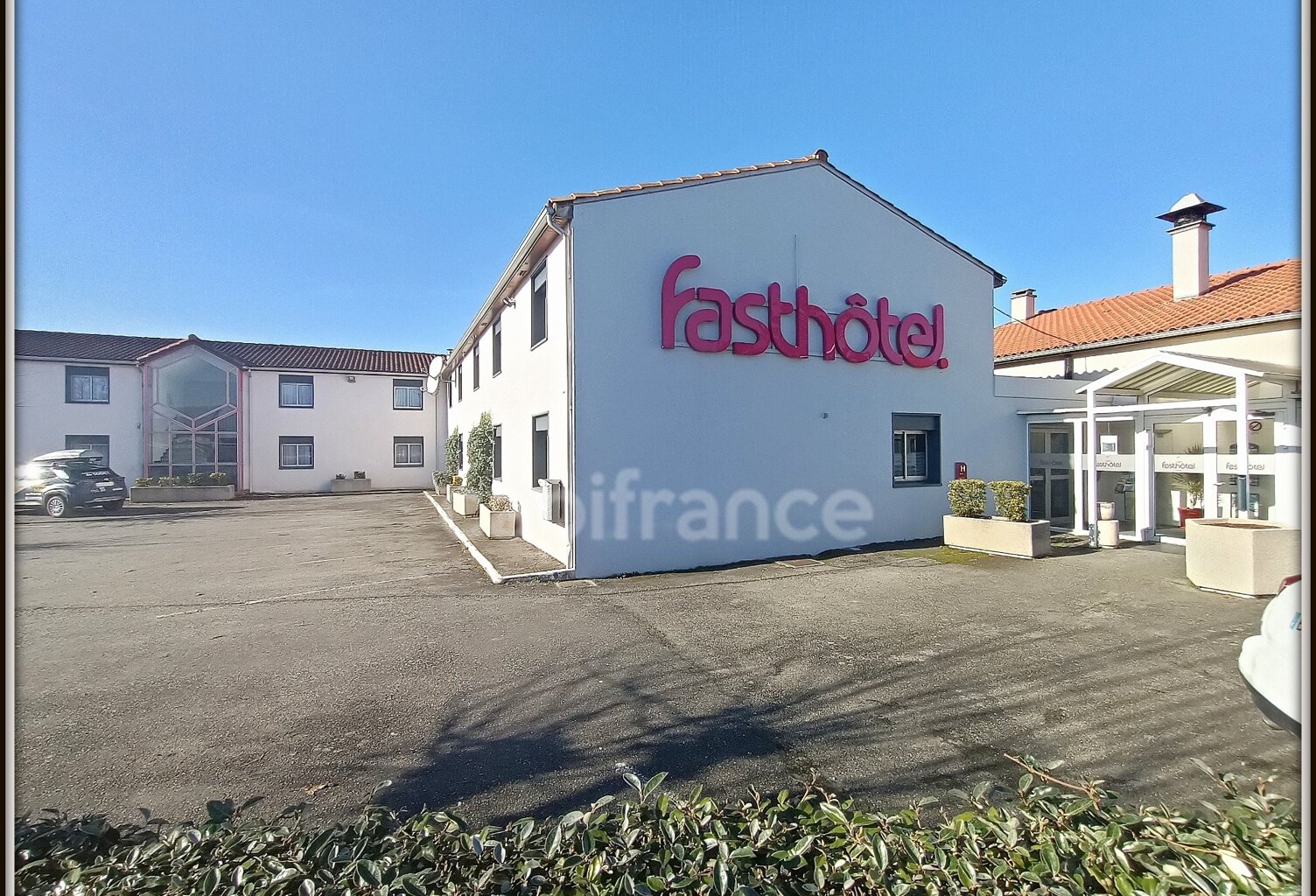 Dpt Hautes Pyrénées (65), à vendre SEMEAC Hôtel - Bureau — photo 1