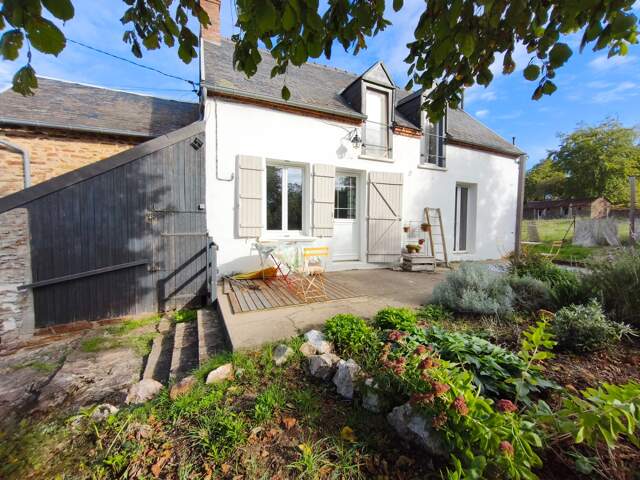 Maison de campagne 3 pièces 2 chambres séjour cuisine salle de bains jardin dépendance cave NOUZERINES (23) 109 900€ — photo du bien
