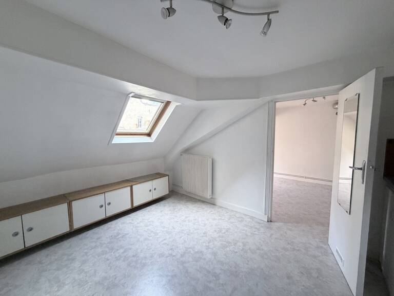 DIJON CENTRE APPARTEMENT DE TYPE T1 BIS DE 21.27 M2 — photo 1